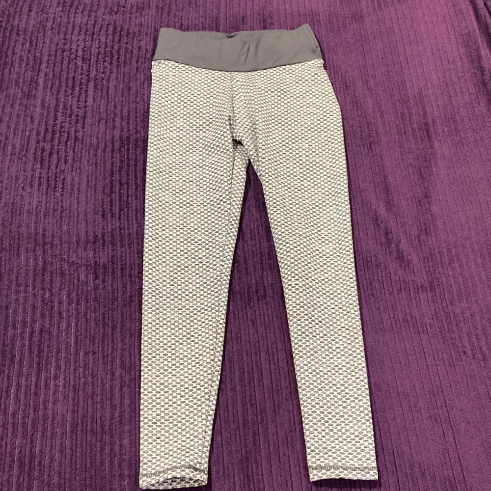 Gray Patterned “TikTok” Leggings
